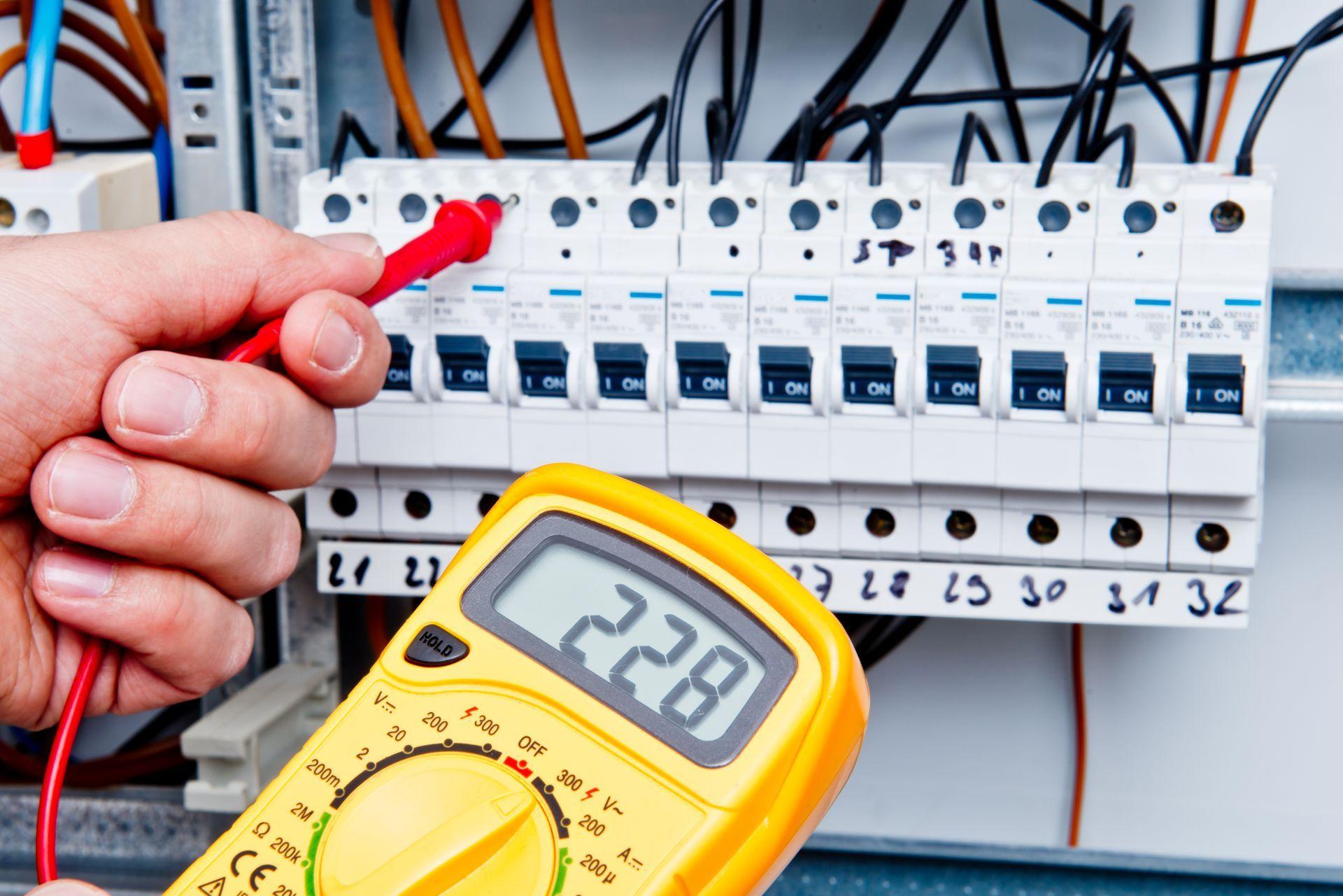 Installation électrique professionnelle à Anglet - Air Elec
